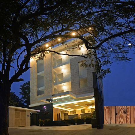 Hotel Dazzle By One Earth Agra  Esterno foto